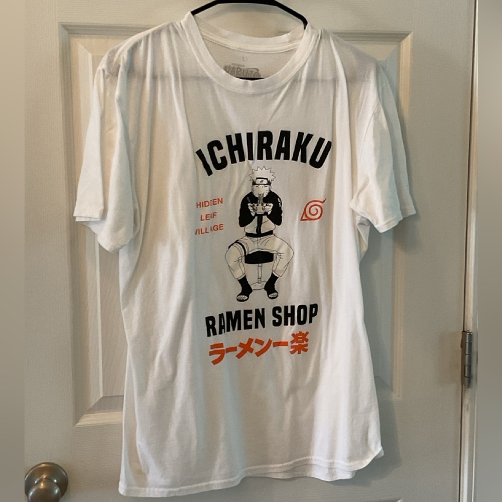 Naruto Shippuden Men’s Large White/Off White Short Sleeve Graphic Tee Shirt